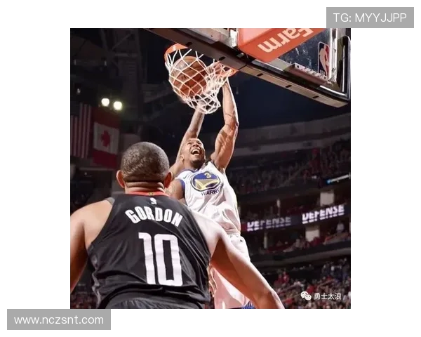 2010年小牛与火箭季前赛精彩对决回顾与分析